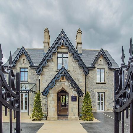Cae Court Hotel Bridgend  Dış mekan fotoğraf